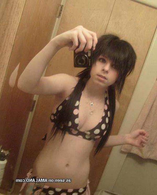 16P Hot naughty emo amateur girlfriends