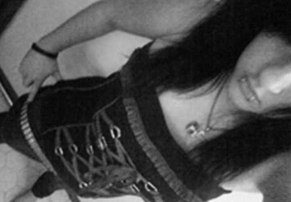 16P Hot self-shooting emo girlfriends