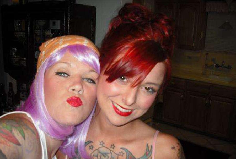 15P Group of hot emo bitches