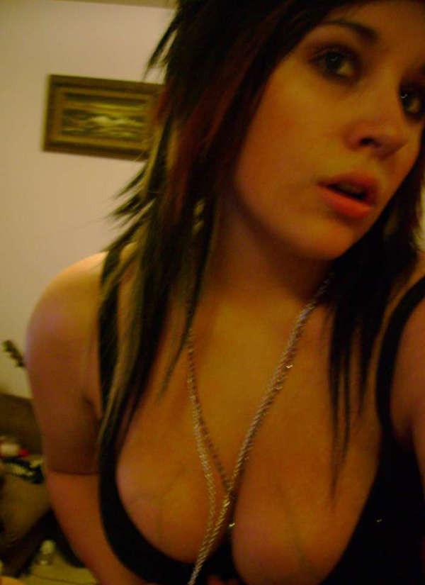 15P Group of hot emo bitches