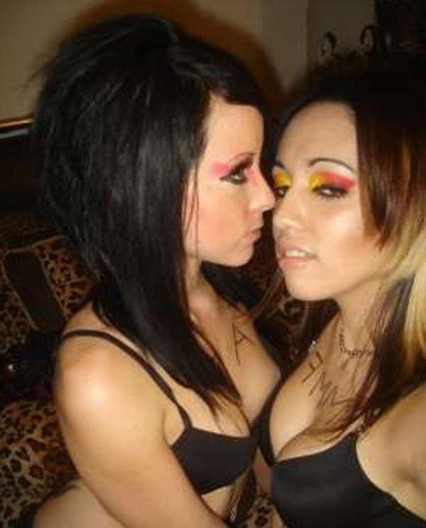 15P Group of hot emo bitches
