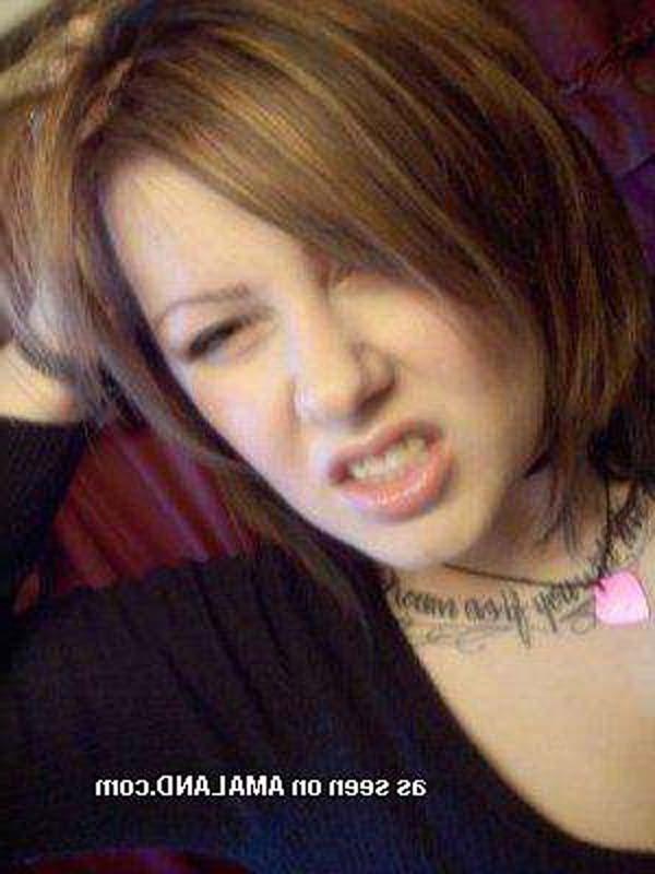 16P Sexy amateur hottie emo honeys
