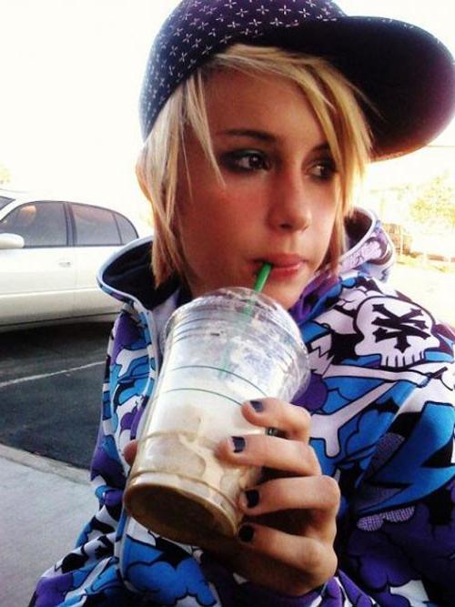 16P Cute blonde emo babe