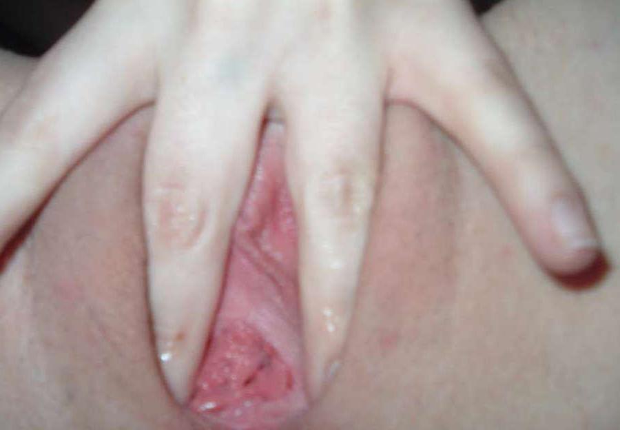 16P Pictures of amateur horny girlfriends finger-fucking their tight pussies