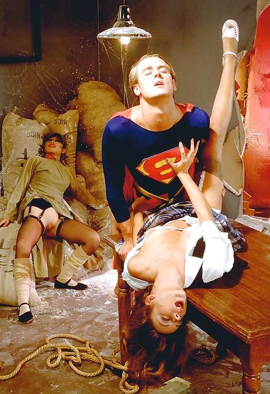 17P Erotic Superman Adventure