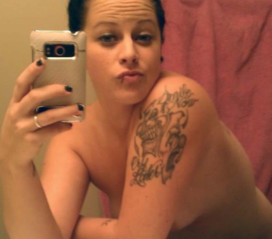 15P Amateur hot-assed tattooed emo babe