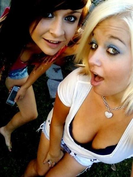 16P Lesbian emo chicks naughty pics