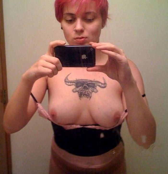 15P Hot and sexy emo amateur chicks