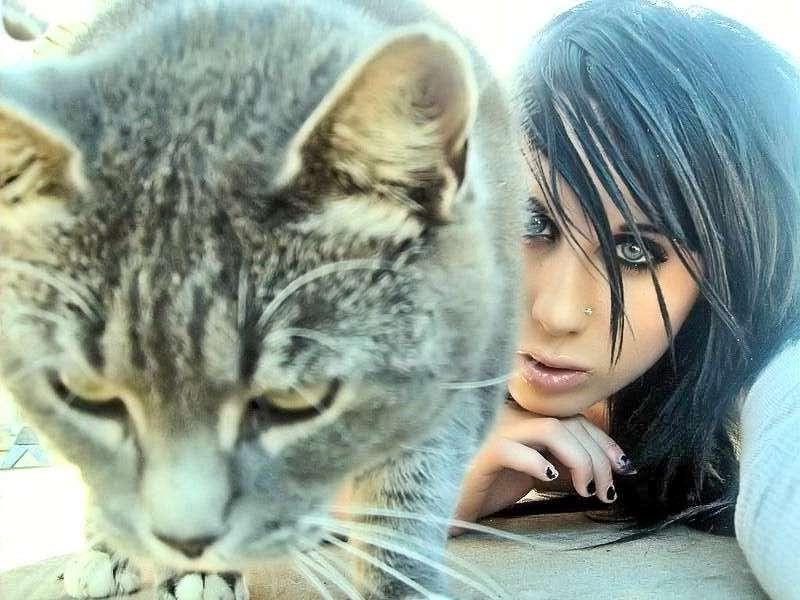15P Nude Self-shooting emo chicks