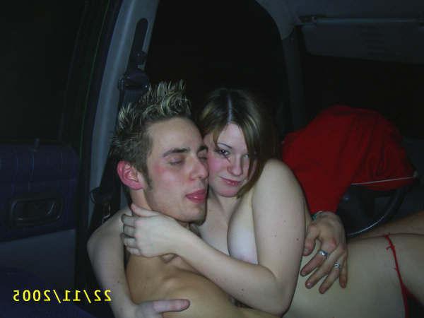 16P Hot MILFs in various poses