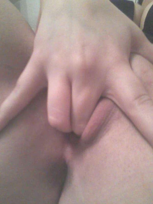 16P Hot pictures of horny girls pleasing themselves