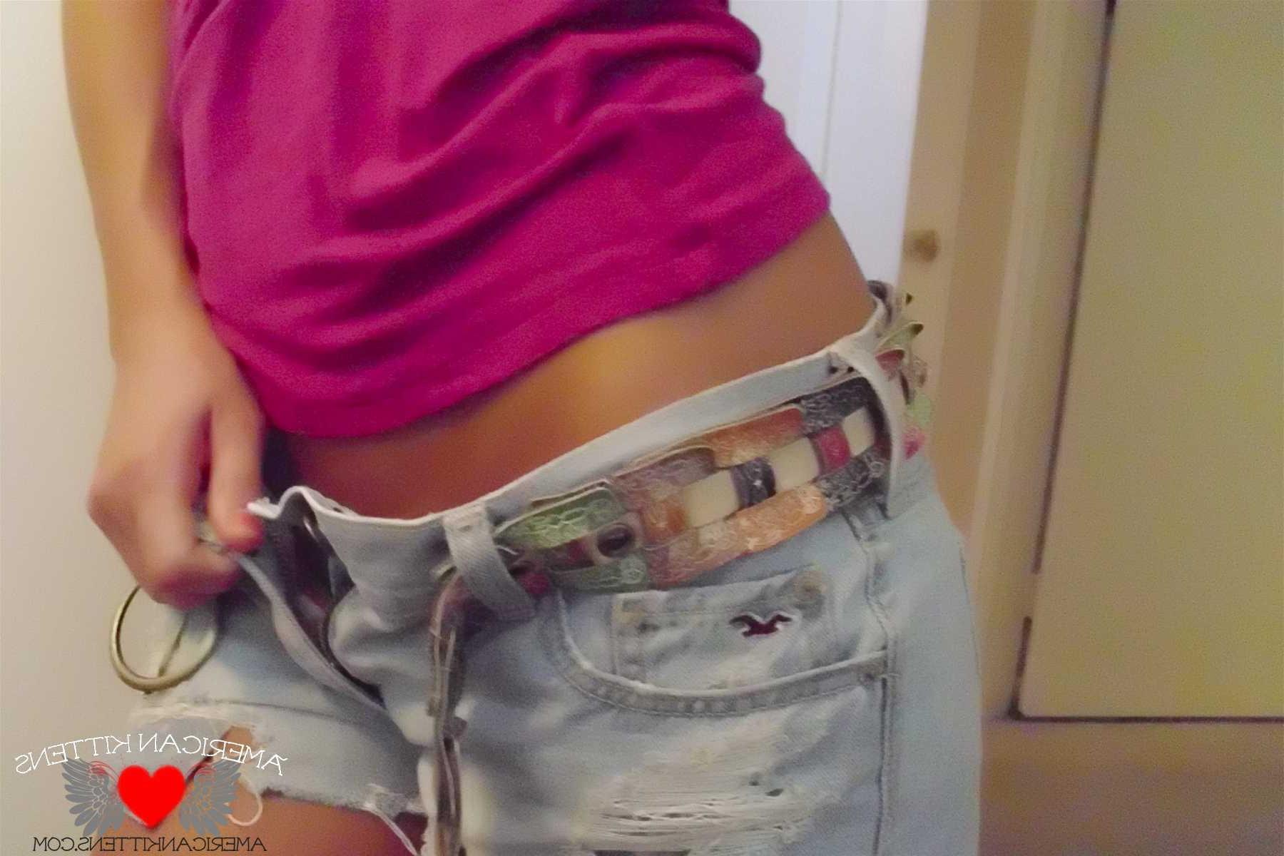 18P brittany self shot