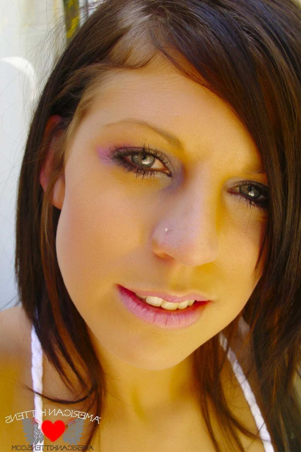 18P brittany self shot outside