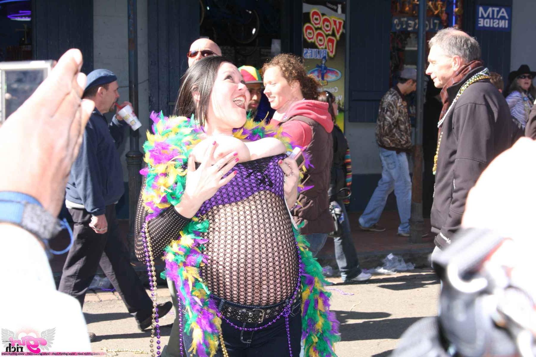 18P party in the street