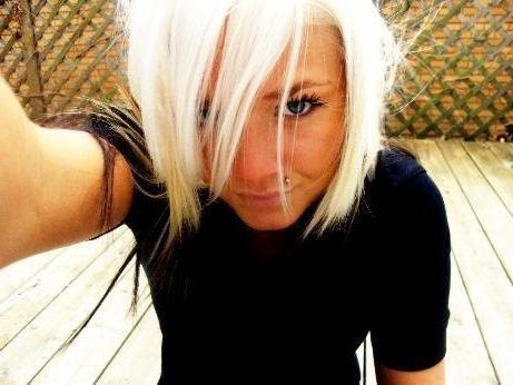 12P Amateur and dirty emo pics
