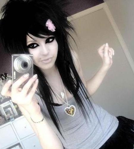 12P Amateur and dirty emo pics