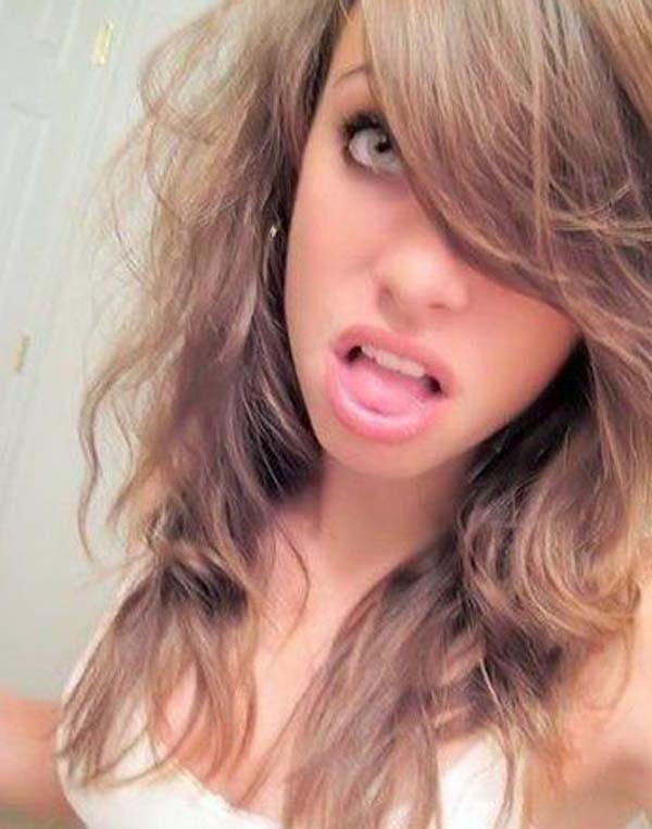 15P Hot emo cutie's sexy selfpics