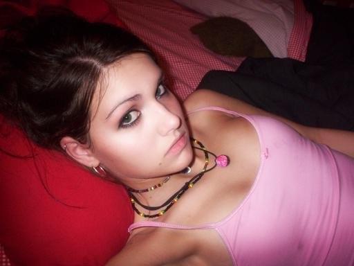 12P Mixed and hot pics of emo and alt girls