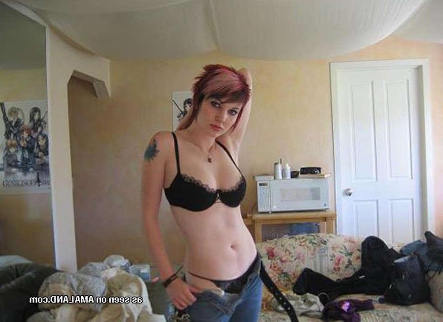 12P Emo honey teasing and posing at home