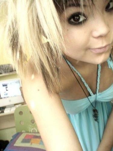 12P Real emo girls having load