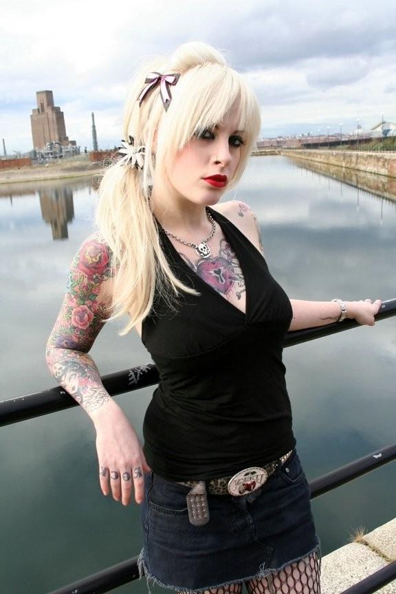 12P Raw emo porn whores posing hot