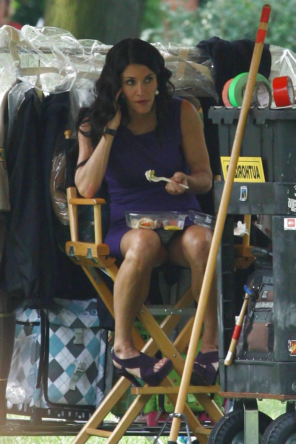 25P Celeb Oops And Upskirts 2 By twistedworlds