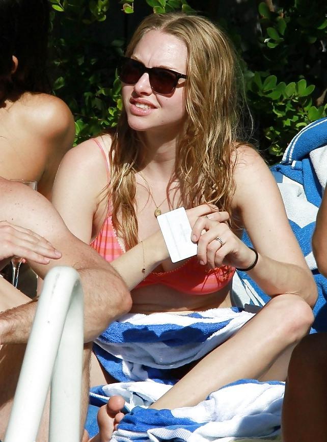 25P Amanda Seyfried collection 2