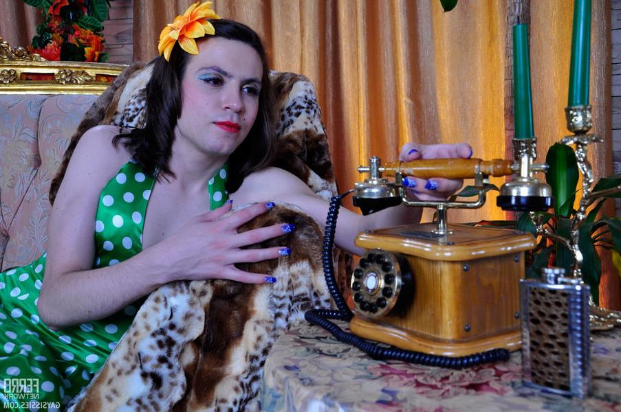 20P Clad in retro style crossdresser calls his lover eager for gayon