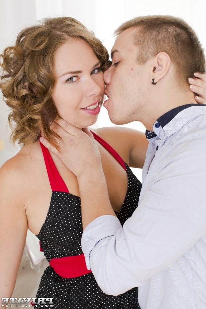 12P Russian teen Diana Dali gets herself an anal creampie