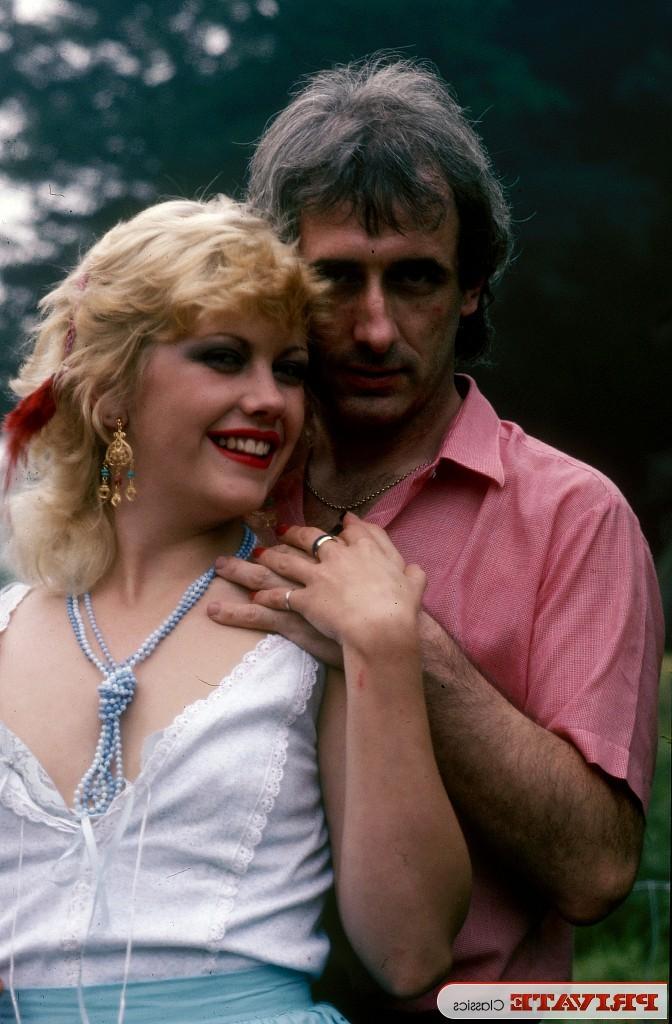 15P Vintage anal porn action with farmer