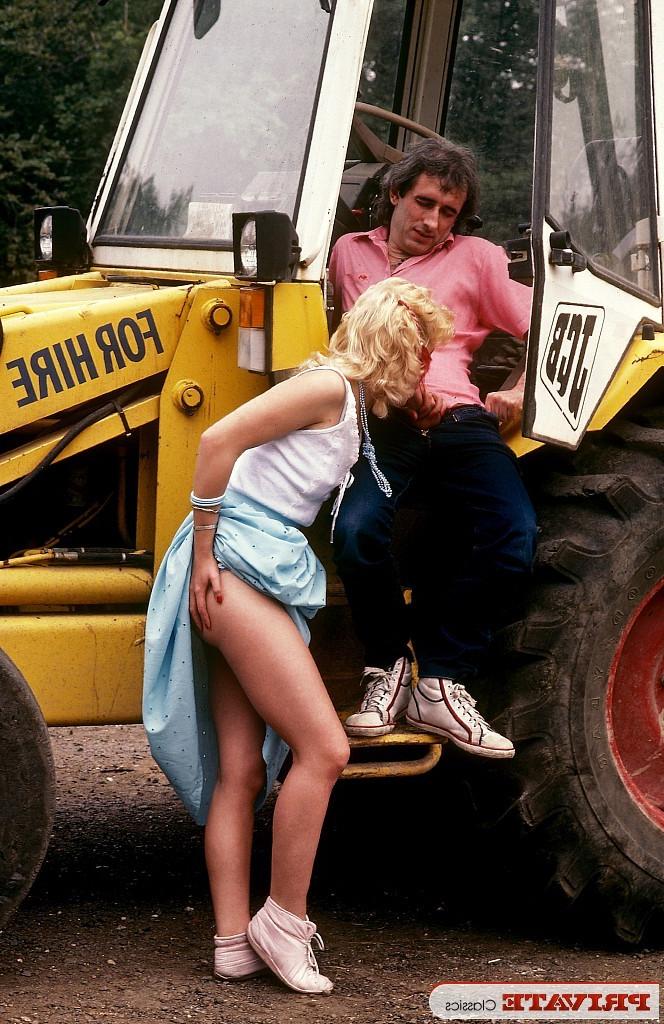 15P Vintage anal porn action with farmer