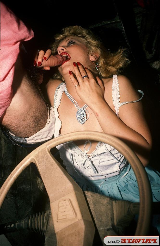 15P Vintage anal porn action with farmer