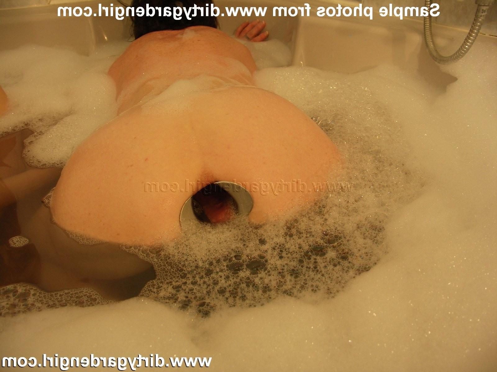 15P Extreme anal slut