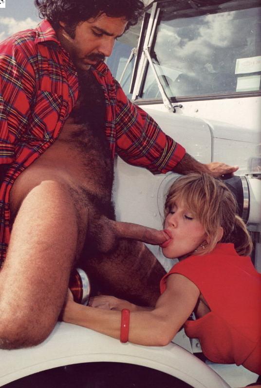 12P Retro anal sex pictures with funny pornstar Bunny Bleu
