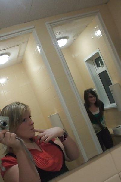 20P Teens on Toilets
