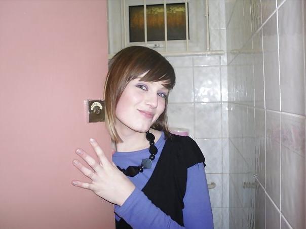 20P Teens on Toilets