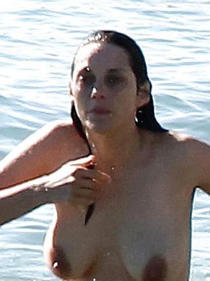 25P Beautiful Celebrities 3 by TROC