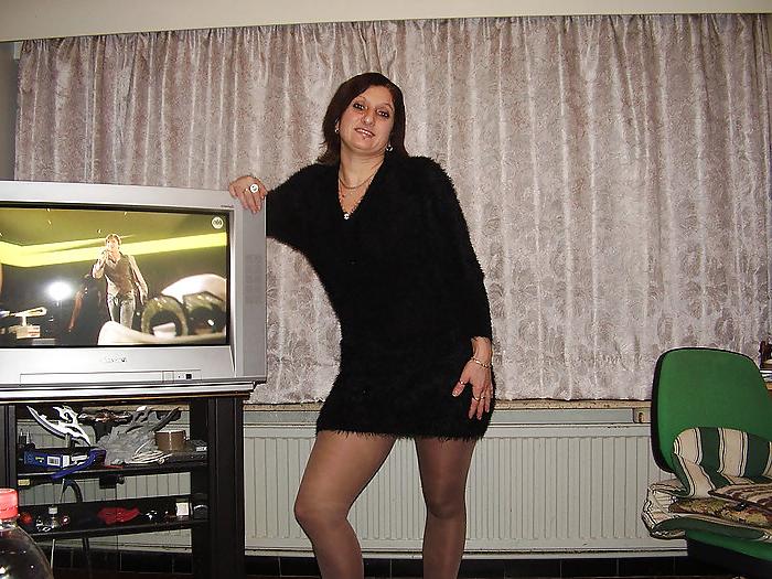 25P Sexy mom from facebook with daughters