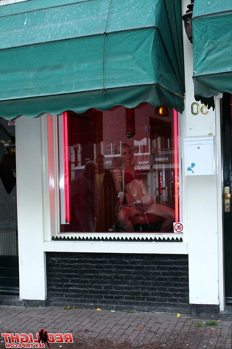 14P Skinny pale Amsterdam hooker working a guy for some money