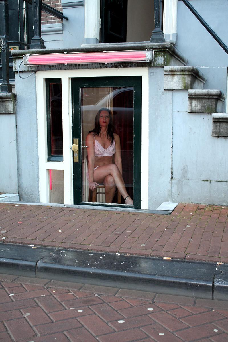 14P Real Amsterdam milf hooker fucking a tourist wild
