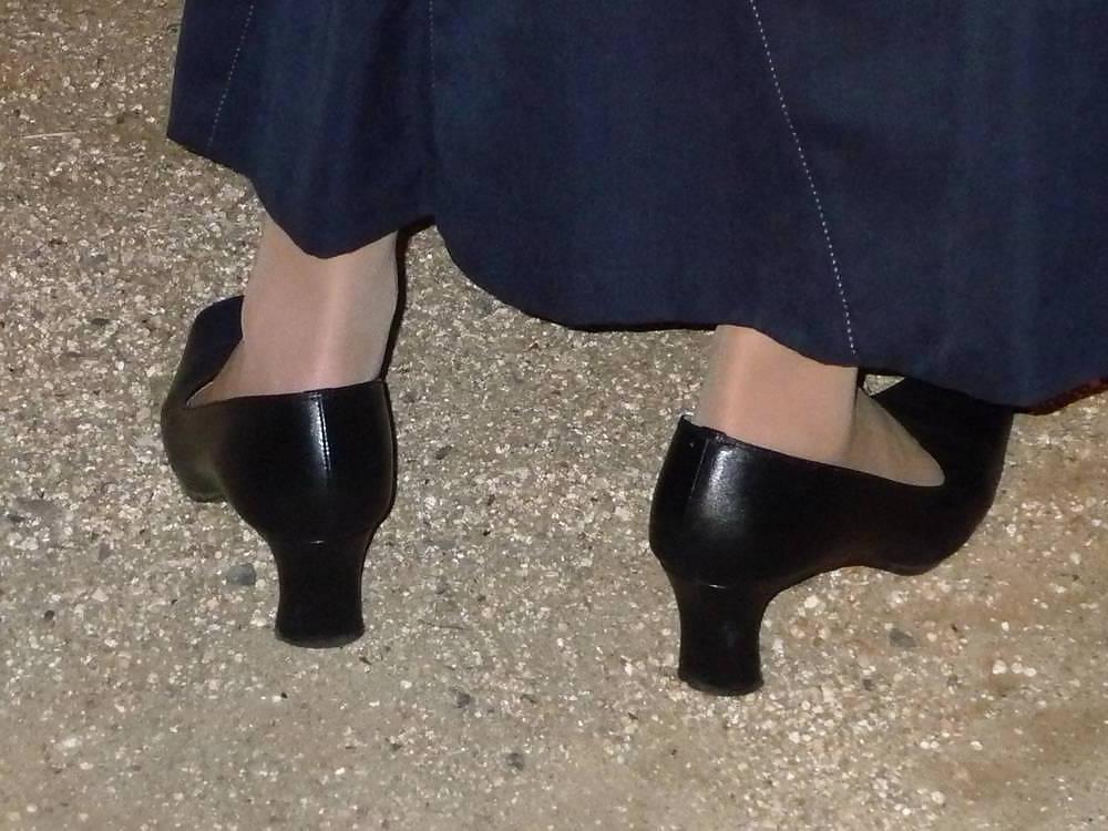 13P Japanese Candids - Feet on the Street 20