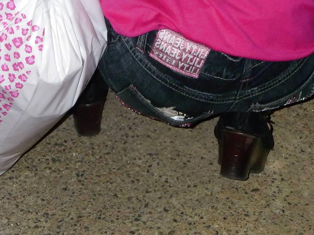 13P Japanese Candids - Feet on the Street 20
