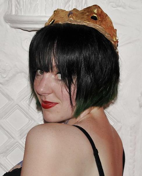 14P Helen UK Emo Milf
