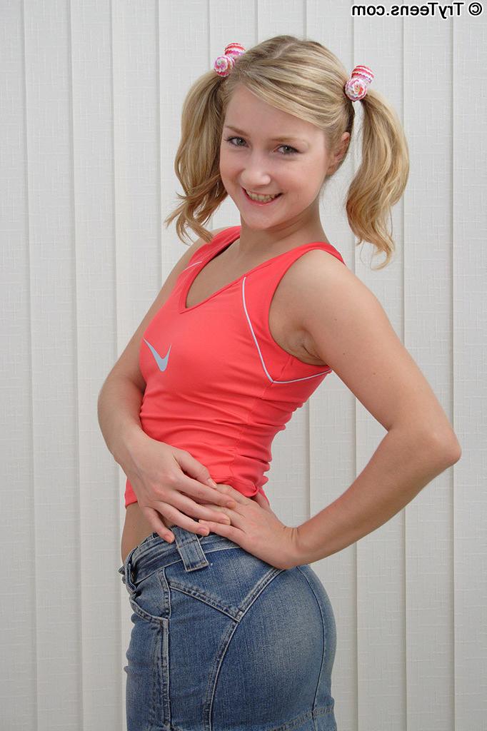 20P Pigtailed blonde teen takes a thick load in her gaping asshole