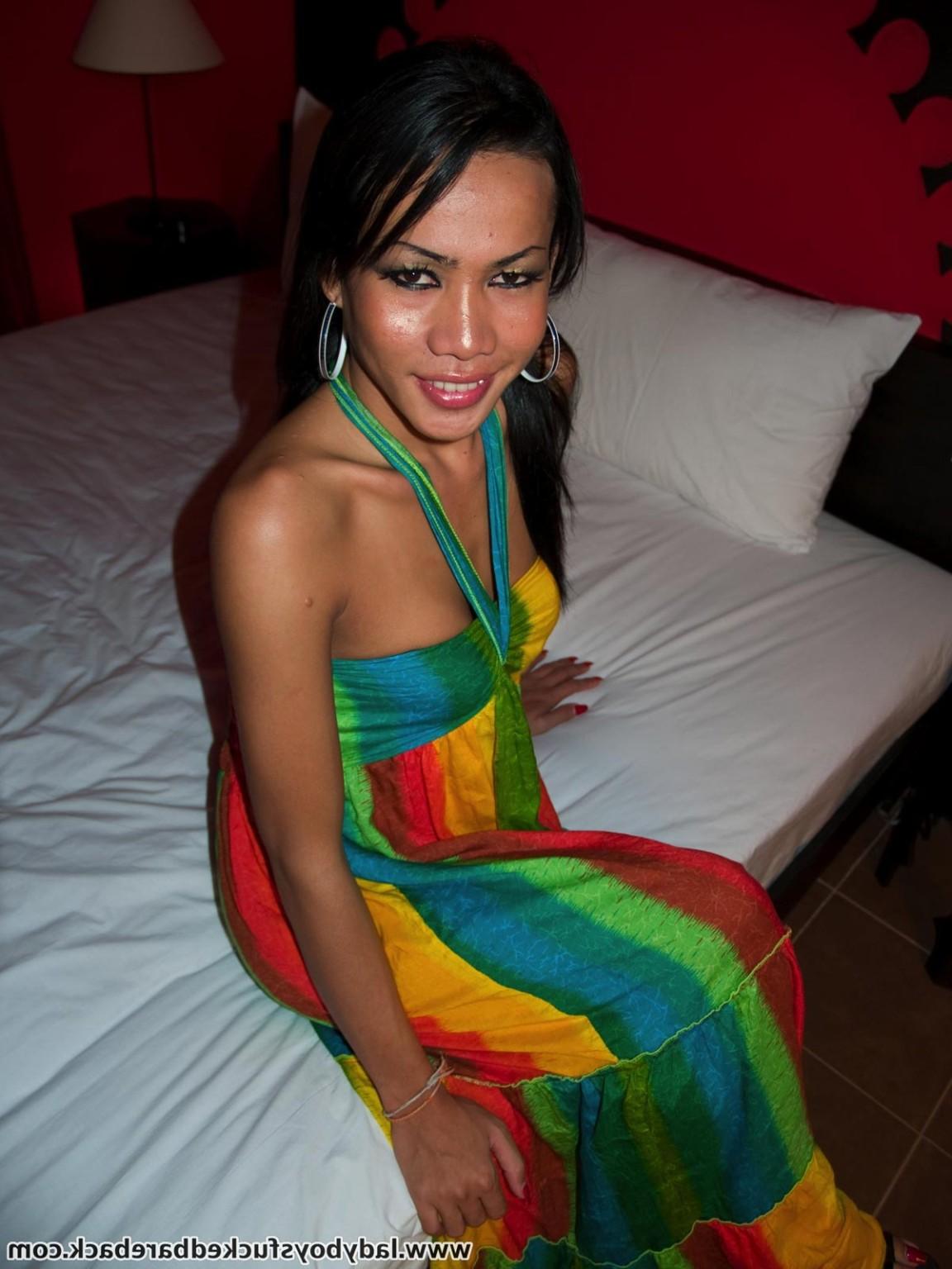 16P Asian ladyboy anal fucked bareback
