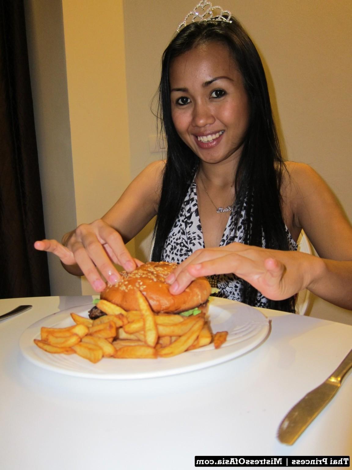 12P Thai Princess eating burger