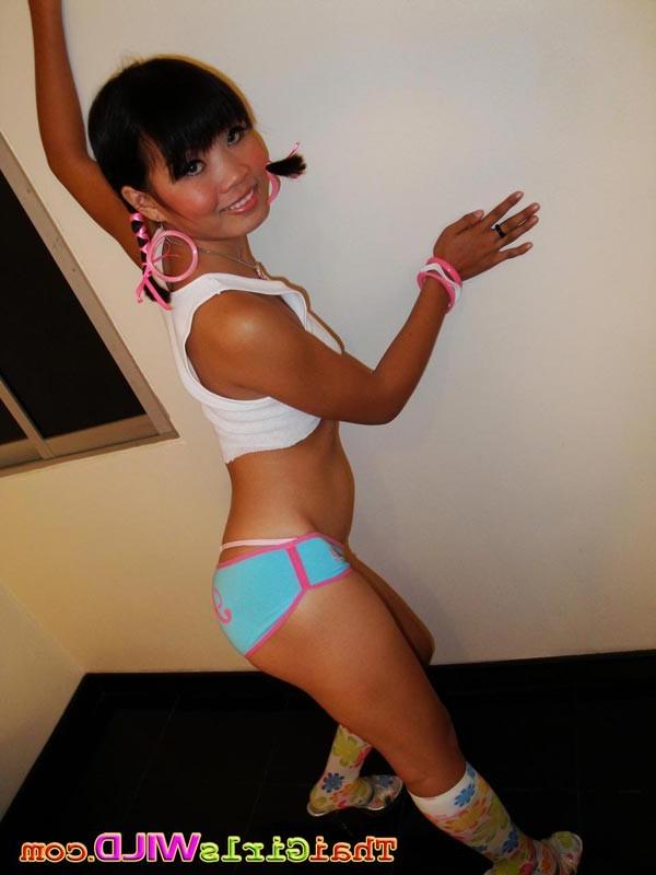 16P Thai pigtail cutie stripping then sucking and fucking
