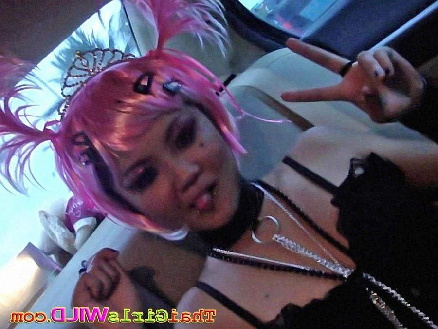 16P Emo Thai hottie doing selfshot pics. Febe loves to show off