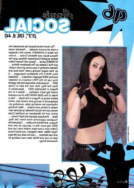 25P Annie Social - indie  wrestling babe mega collection
