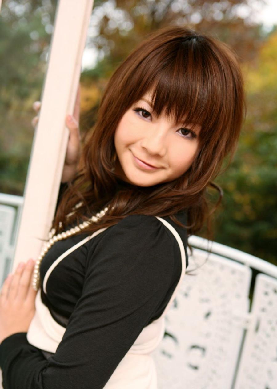 16P Asian slut poses in her street clothes